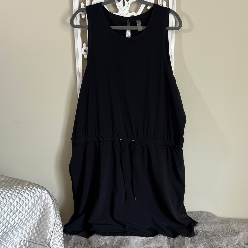 Chic Black Sleeveless Mini Dress